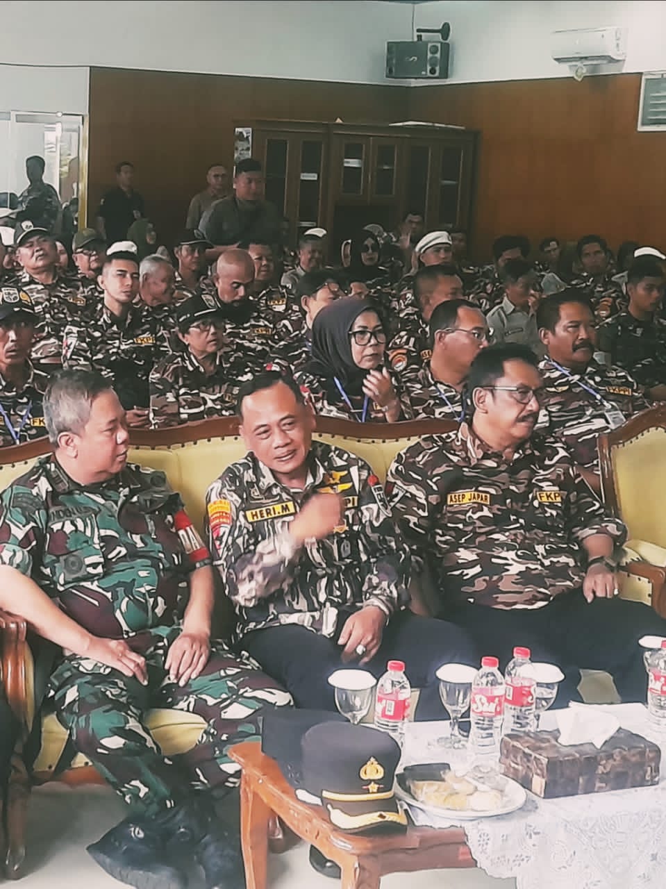 Ketua DPC FKPPI Sukabumi Heri Mulyana memberikan klarifikasi usai Rakercab