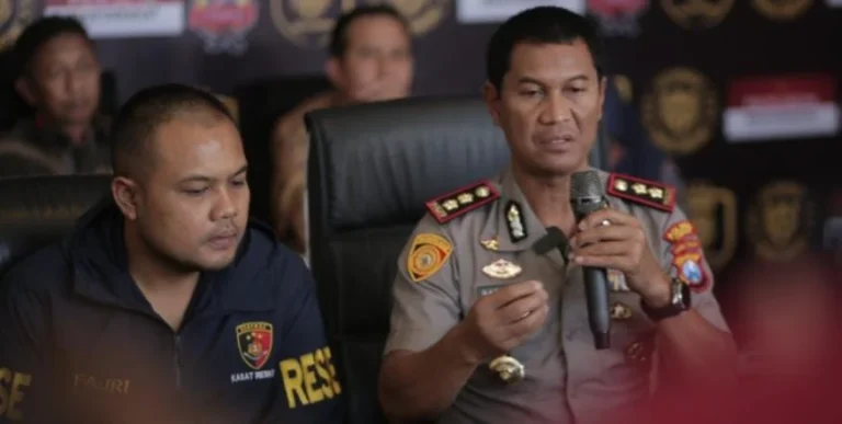 Kapolres Sampang AKBP Hartono menyampaikan perkembangan kasus kekerasan seksual berantai dengan 27 tersangka yang telah dinyatakan P21.