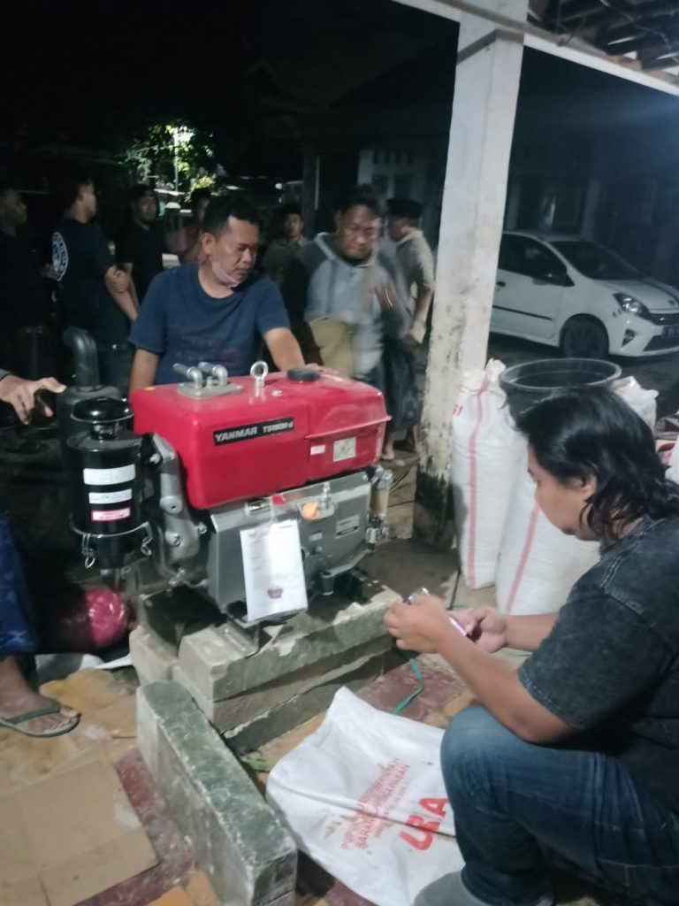 Polsek Tambelangan berhasil mengungkap kasus pencurian pompa air di Sampang dan mengamankan empat terduga pelaku beserta barang bukti.