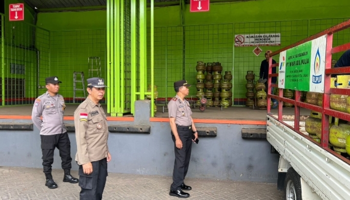 Polisi cek distribusi LPG 3 kg di Lumajang untuk pastikan ketersediaan dan cegah kelangkaan