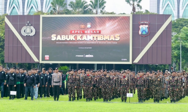 Apel besar Sabuk Kamtibmas Polda Jawa Timur diikuti ribuan peserta dari berbagai elemen masyarakat