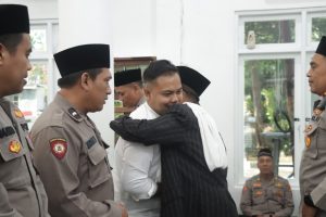 Doa bersama pelepasan jamaah haji Polres Sampang 2026