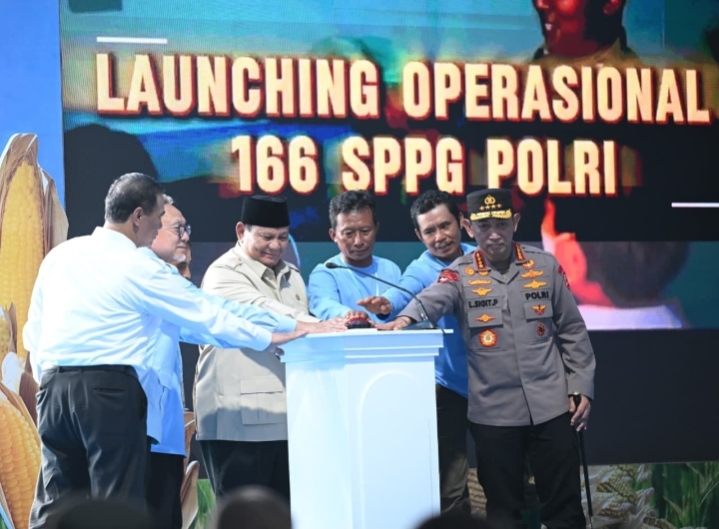 Presiden Prabowo groundbreaking Gudang Ketahanan Pangan Polri di Tuban