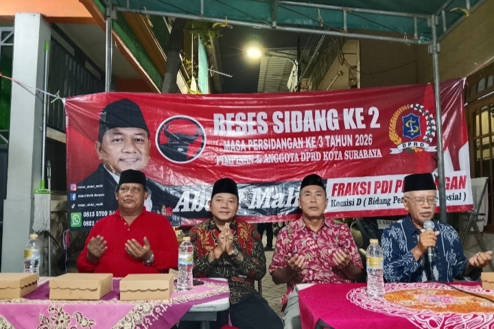 Abdul Malik saat reses bersama warga Semampir Surabaya
