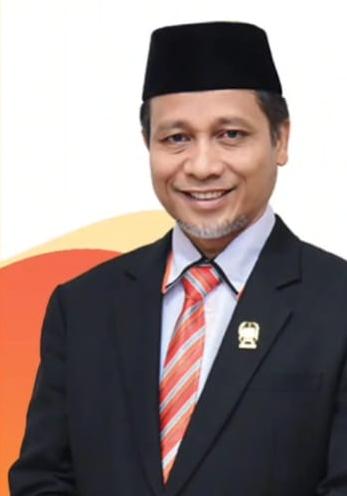 Rajudin Sagala anggota DPRD Kota Medan yang membantu warga mendapatkan pelayanan operasi caesar di RS Madani Medan.