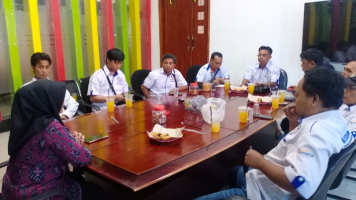 Audiensi Media Center Sampang bersama Dinkes KB Kabupaten Sampang membahas kemitraan kritis dan peningkatan pelayanan kesehatan masyarakat