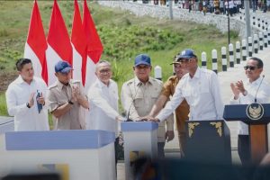 Presiden Prabowo Subianto meresmikan Inpres Jalan Daerah 2025 di Kabupaten Sampang Madura