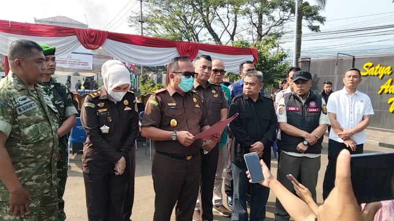 Pemusnahan barang bukti perkara inkracht oleh Kejaksaan Negeri Kabupaten Sukabumi Tahun 2026