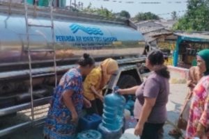 Direktur Utama Perumda Tirta Jaya Mandiri Kabupaten Sukabumi menjelaskan kesiapsiagaan layanan air bersih selama status siaga kekeringan.