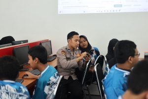 Polres Gresik edukasi AI kepada pelajar SMKS Semen Gresik