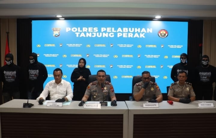 Polres Pelabuhan Tanjung Perak mengungkap kasus narkotika dalam Operasi Tumpas Narkoba Semeru 2026