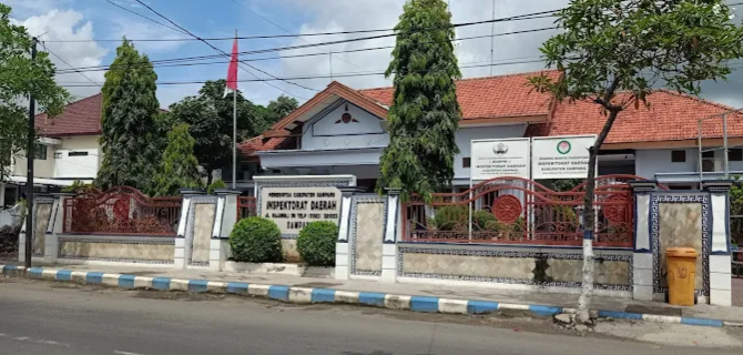 Kantor Inspektorat Kabupaten Sampang sebagai lembaga pengawas internal pengelolaan keuangan daerah dan desa