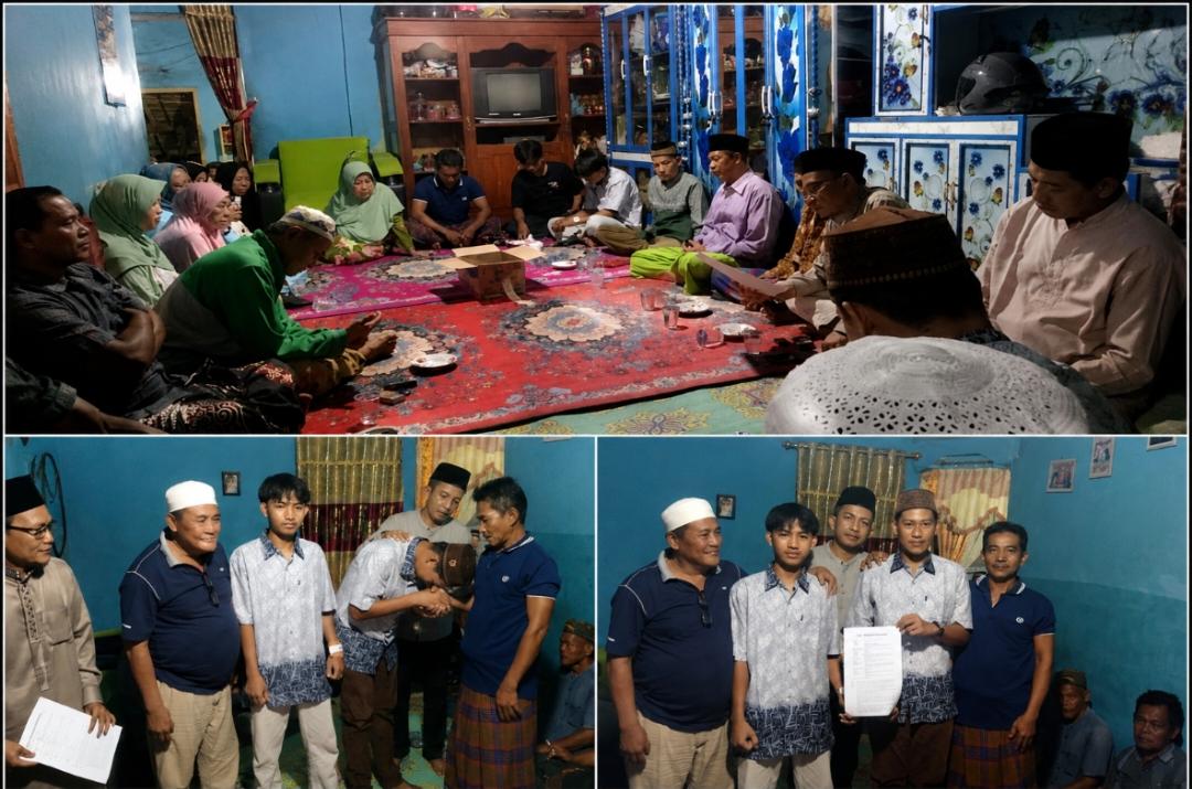 Bhabinkamtibmas Polsek Kasui memimpin rembuk tiyuh penyelesaian kasus penganiayaan antar pelajar di Kampung Jaya Tinggi.