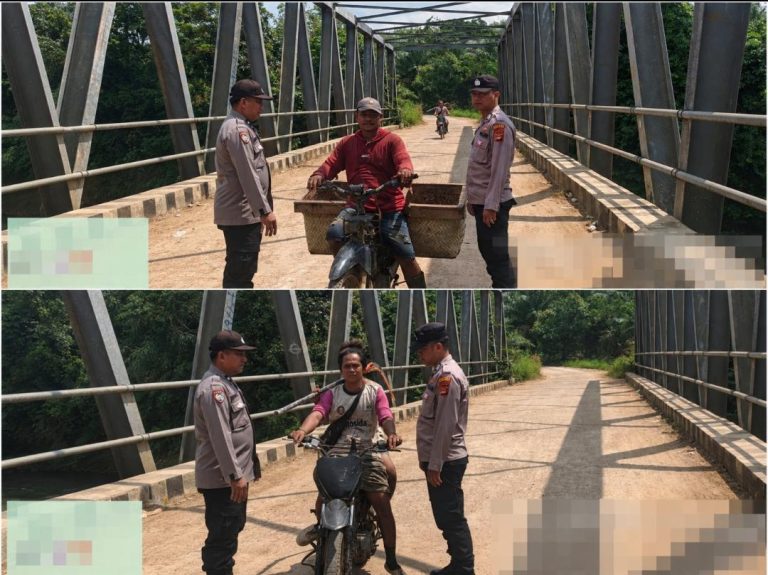 Personel Polsek Rebang Tangkas melaksanakan patroli siang Presisi untuk mengantisipasi C3 dan menjaga kamtibmas di Way Kanan.