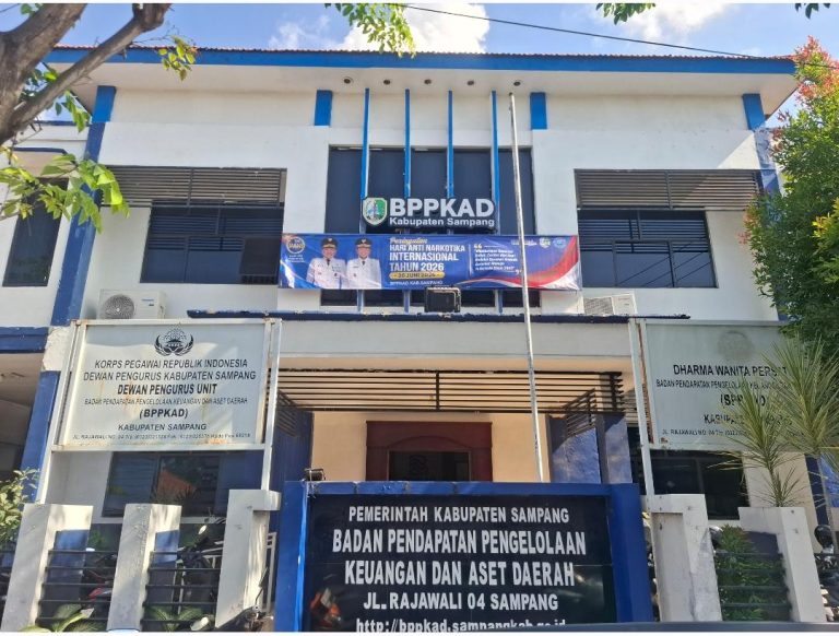BPKAD Kabupaten Sampang mengajak masyarakat meningkatkan kepatuhan membayar PBB pada momentum Hari Pajak Nasional 2026