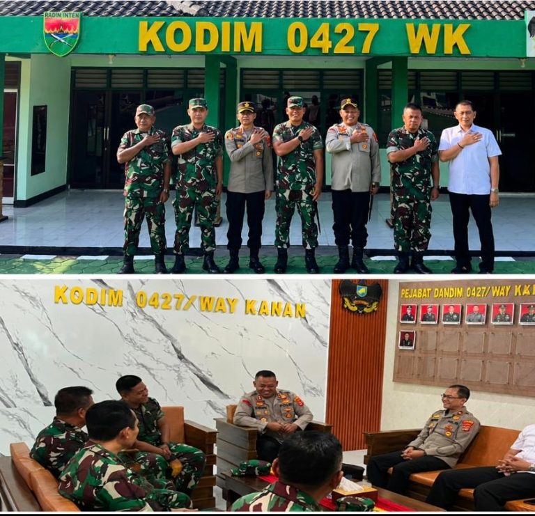 Kapolres Way Kanan AKBP Didik Kurnianto bersilaturahmi dengan Dandim 0427 Way Kanan untuk memperkuat sinergitas TNI-Polri.