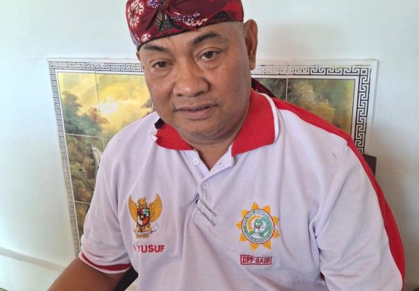 Audiensi LSM GAIB Perjuangan bersama PLN ULP Sampang membahas keluhan tiang listrik rawan roboh dan voltase listrik yang tidak stabil.